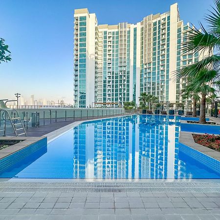 Apartamento Cozy & Convenient 1Br Haven In Al Jaddaf Dubái Exterior foto