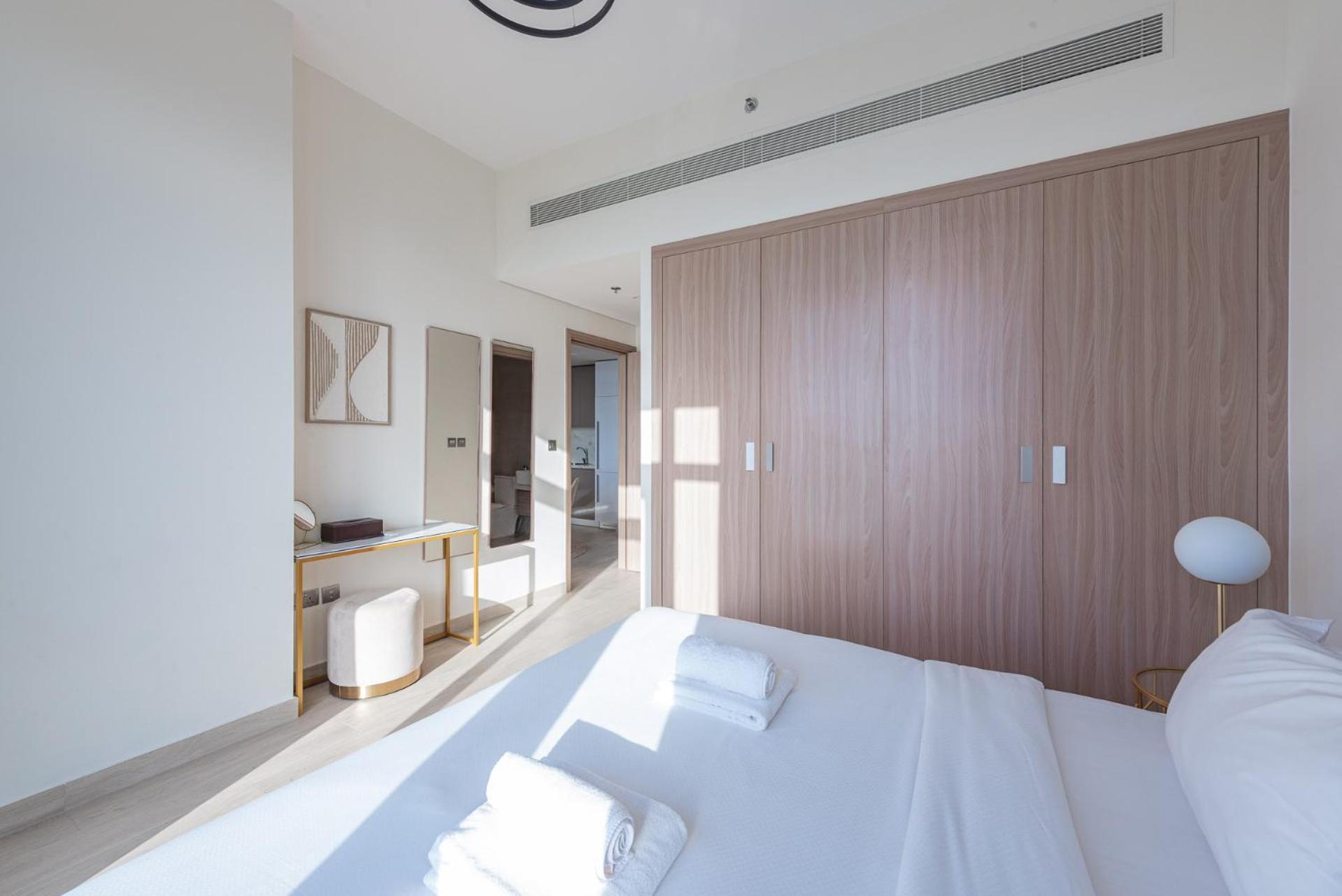 Apartamento Cozy & Convenient 1Br Haven In Al Jaddaf Dubái Exterior foto
