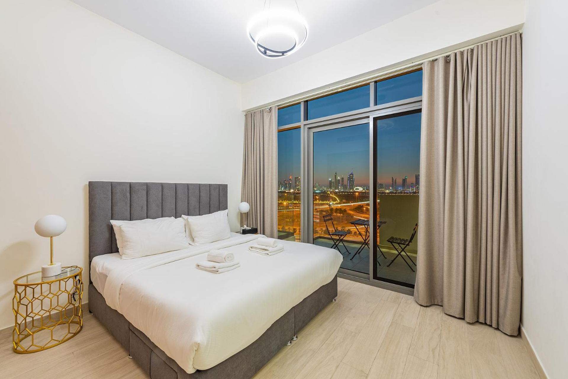 Apartamento Cozy & Convenient 1Br Haven In Al Jaddaf Dubái Exterior foto
