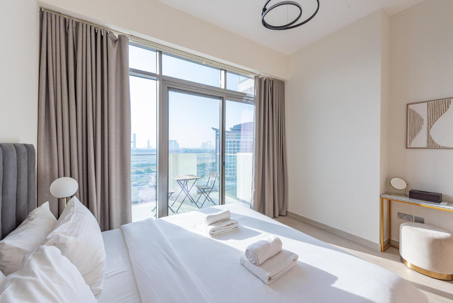 Apartamento Cozy & Convenient 1Br Haven In Al Jaddaf Dubái Exterior foto