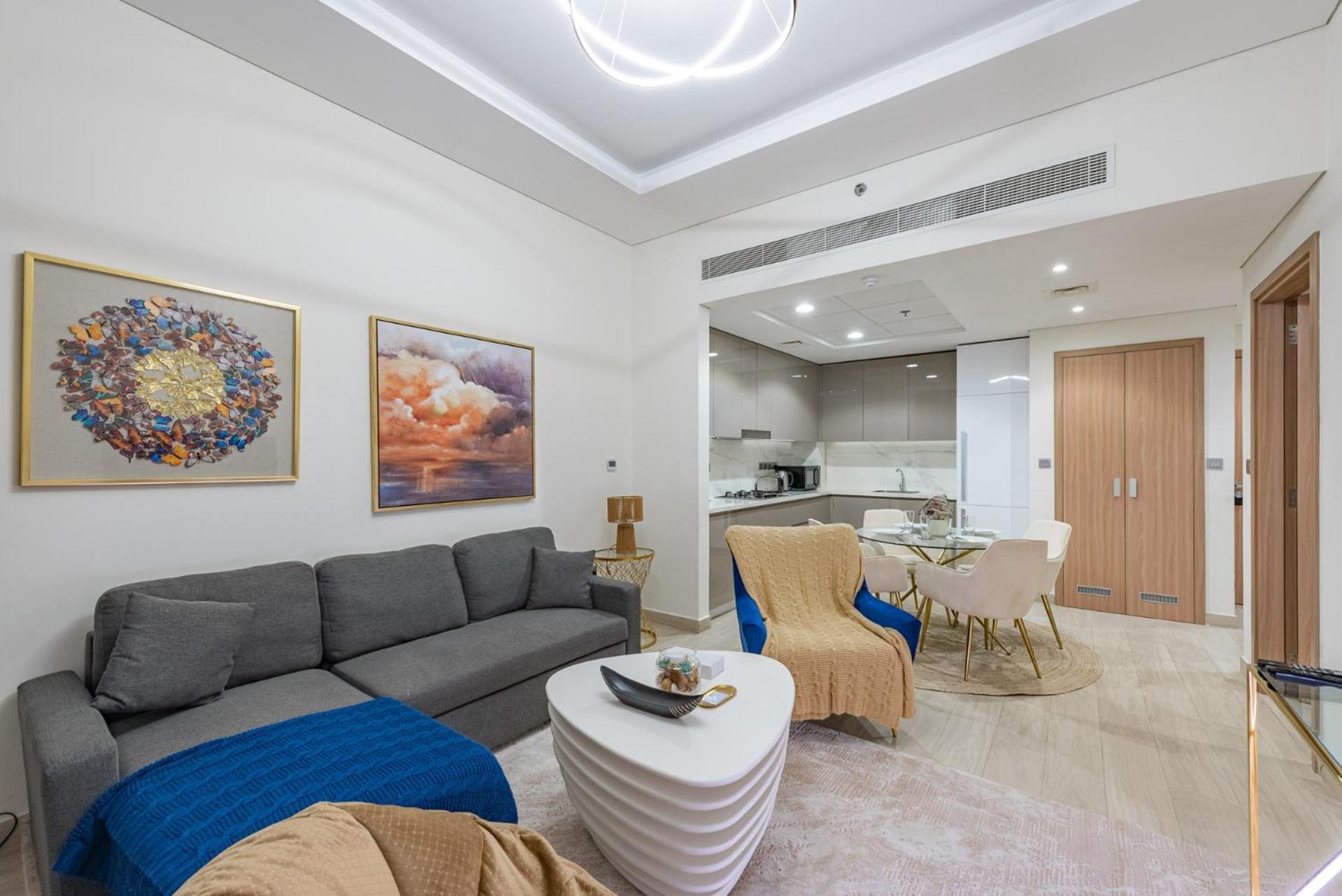 Apartamento Cozy & Convenient 1Br Haven In Al Jaddaf Dubái Exterior foto